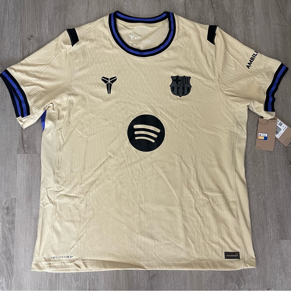 NWT Nike FC Barcelona 2025/2026 Away Player Version Kit Kobe Men’s Size 2XL